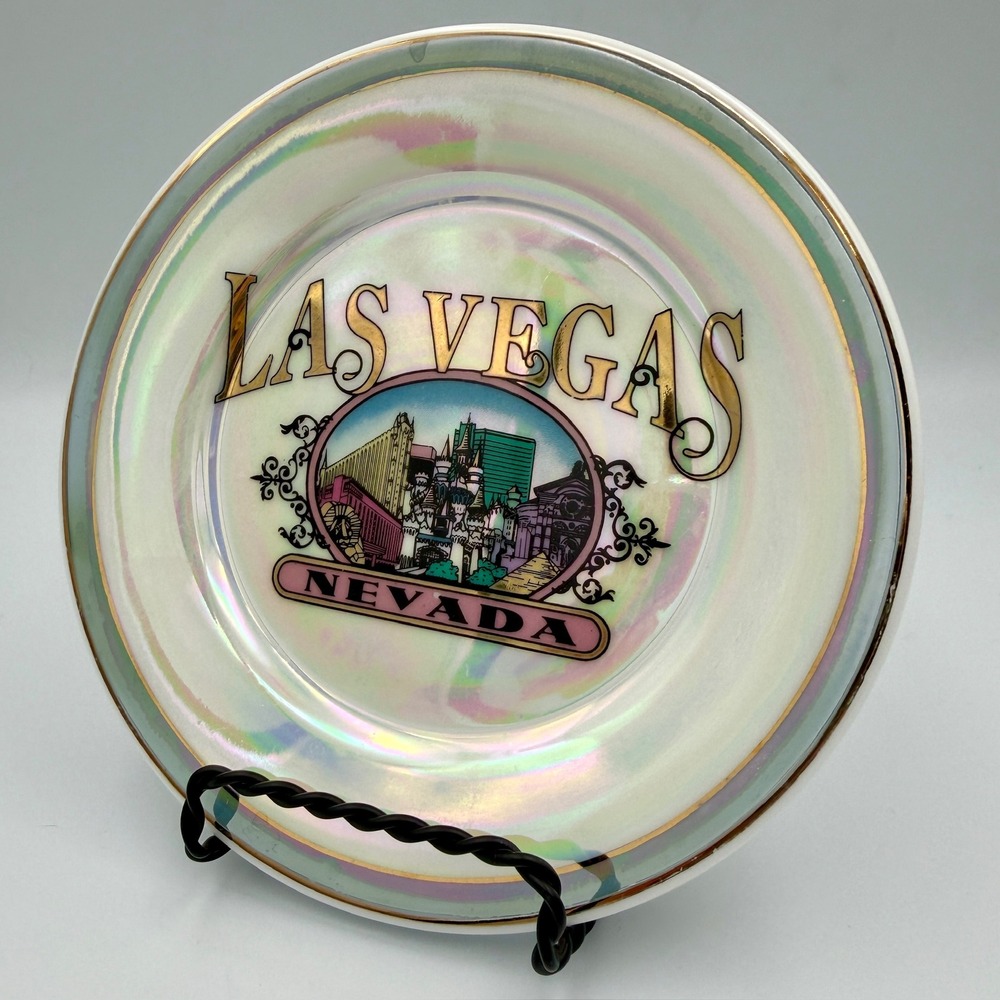 Vintage Las Vegas Nevada Souvenir Plate Iridescent Pearlized Skyline 5.25 Inch
